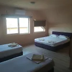 Casa Dalena 3* كوستِنيست