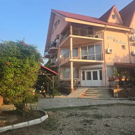 Casa Dalena 게스트하우스 코스티네스티
