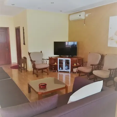 Konukevi Casa Dalena 3*