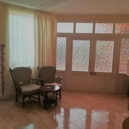 Konukevi Casa Dalena 3*